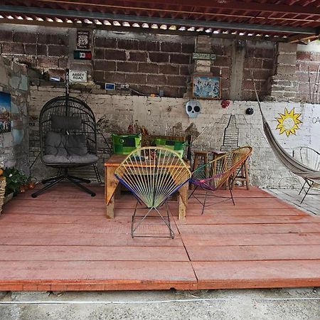 Hostal Casa Amarilla Tecámac Santa Cruz Tecamac Exterior foto